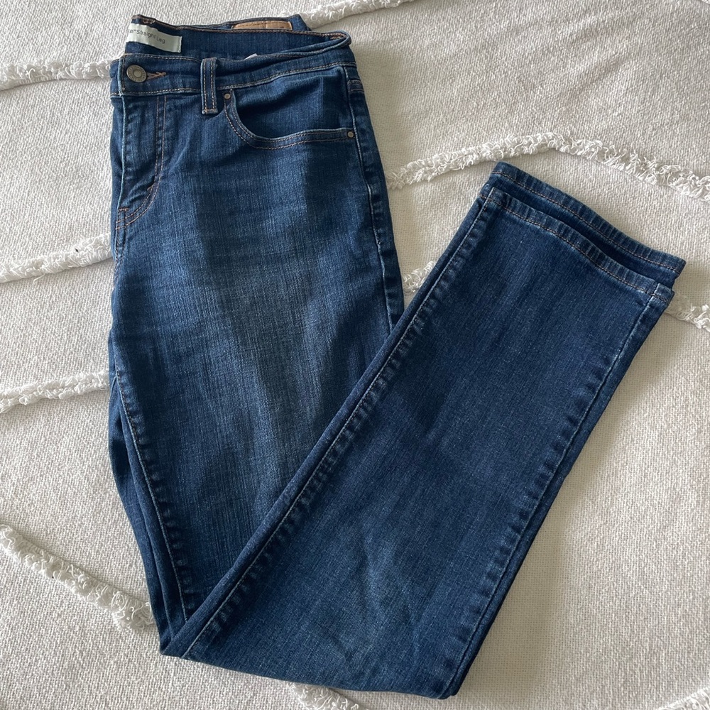 ✨LEVIS Straight Leg 505 Jeans✨
